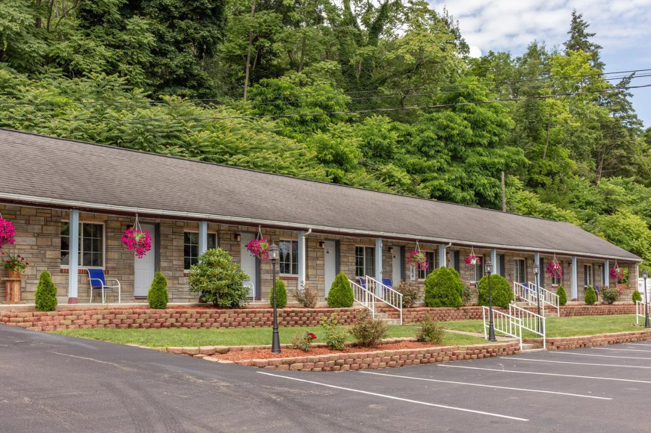 Budget Inn Watkins Glen Exterior foto